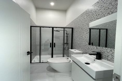 Photo of property in 8 Rangimarie Close, Opaheke, Papakura, 2113