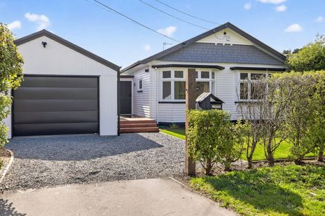 Photo of property in 13 Kowhai Terrace, Saint Martins, Christchurch, 8022