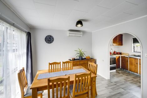 Photo of property in 29 Usherwood Crescent, Akina, Hastings, 4122