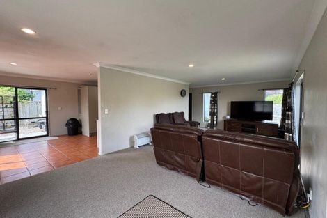 Photo of property in 63 Russell Robertson Drive, Havelock North, 4130