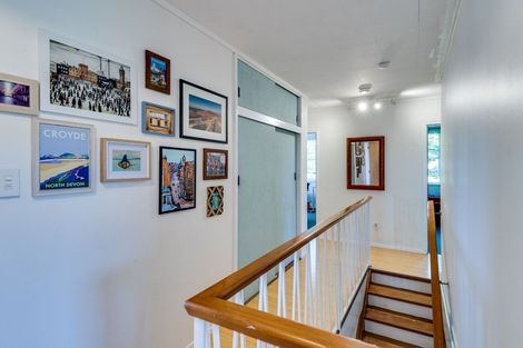 Photo of property in 25 Tauroa Road, Havelock North, 4130