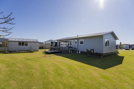 Photo of property in 21 Endeavour Close, Whitianga, 3510