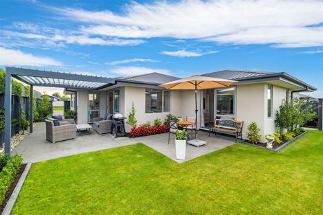 Photo of property in 49 Westpark Boulevard, Rangiora, 7400