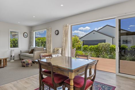 Photo of property in 25 Chateau Crescent, Rangatira Park, Taupo, 3330