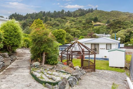 Photo of property in 46 Peel Place, Wainuiomata, Lower Hutt, 5014