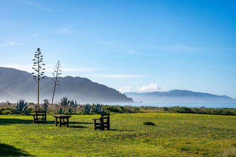 Photo of property in 156 Rarangi Beach Road, Rarangi, Blenheim, 7273