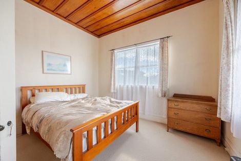 Photo of property in 19 Saint Clair Street, Takapau, 4203