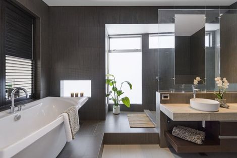 Photo of property in 53 Hawthorne Street, Strowan, Christchurch, 8052