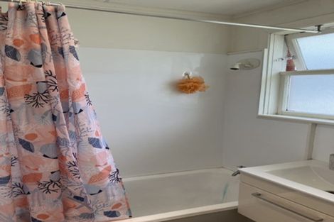 Photo of property in 6 Bird Grove, Stokes Valley, Lower Hutt, 5019