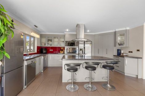 Photo of property in 30 Matene Place, Papamoa Beach, Papamoa, 3118