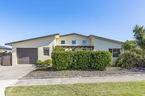 Photo of property in 7 Hana Udy Place, Paraparaumu Beach, Paraparaumu, 5032