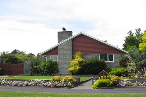 Photo of property in 20 Eglinton Street, Avondale, Christchurch, 8061