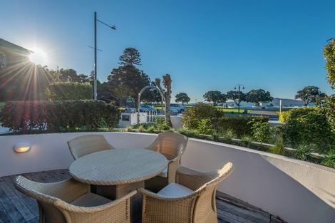 Photo of property in 1/43 Tamaki Drive, Mission Bay, Auckland, 1071