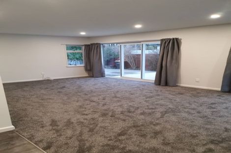 Photo of property in 58 Jennifer Street, Bryndwr, Christchurch, 8053