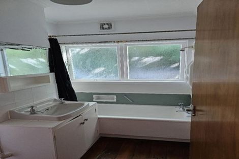 Photo of property in 20 Shirley Street, Karori, Wellington, 6012