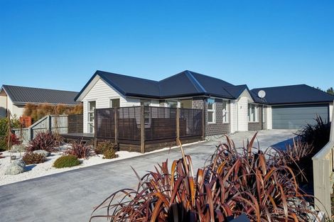 Photo of property in 7 Mcrae Gardens, Kaikoura Flat, Kaikoura, 7371