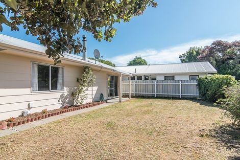 Photo of property in 95a Arawhata Road, Paraparaumu, 5032