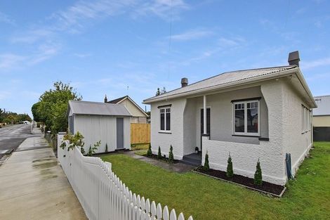 Photo of property in 23 Ross Street, Marton, 4710