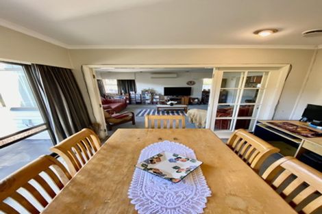 Photo of property in 42 Raroa Terrace, Tawa, Wellington, 5028