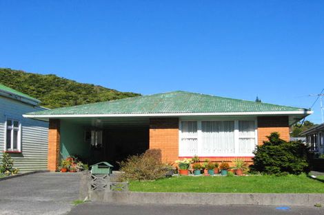 Photo of property in 38 Murray Street, Greymouth, 7805