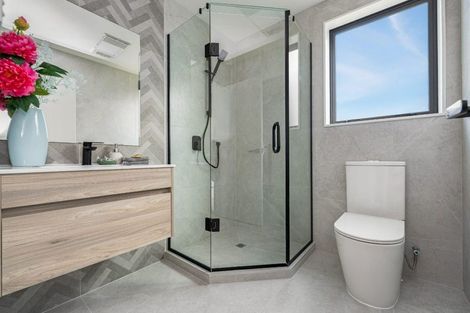 Photo of property in 8/18 Dellwood Avenue, Henderson, Auckland, 0612