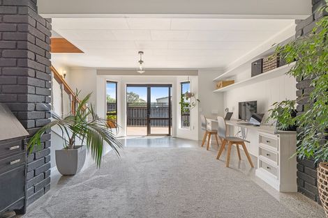 Photo of property in 20 The Glebe, Coastlands, Whakatane, 3120