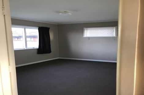 Photo of property in 868 East Coast Road, Northcross, Auckland, 0630
