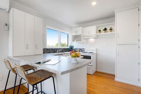 Photo of property in 1/22 Margaret Place, Milford, Auckland, 0620