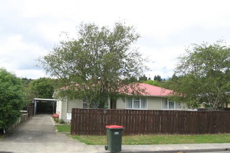 Photo of property in 32 Oregon Drive, Maoribank, Upper Hutt, 5018