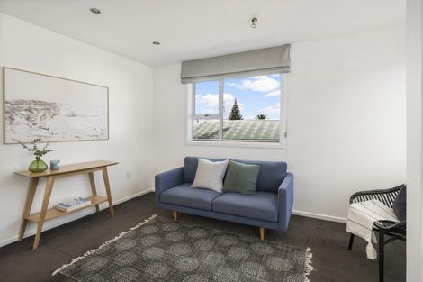 Photo of property in 12/76 Freyberg Street, Lyall Bay, Wellington, 6022