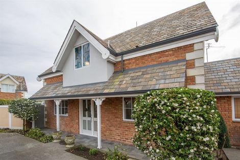 Photo of property in 233b Avonhead Road, Avonhead, Christchurch, 8042