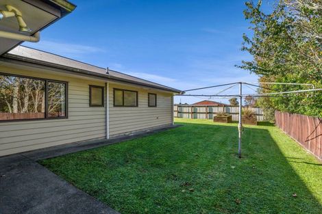 Photo of property in 40 Montague Grove, Stratford, 4332