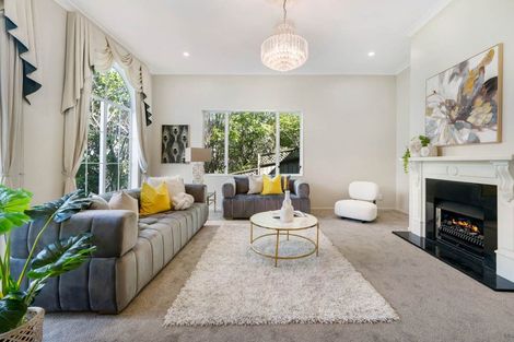 Photo of property in 31 Cricklade Terrace, Windsor Park, Auckland, 0632