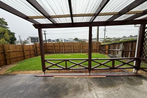 Photo of property in 34 Titoki Street, Te Atatu Peninsula, Auckland, 0610