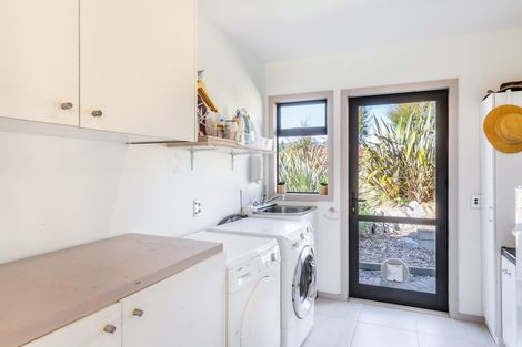 Photo of property in 176 Mapara Road, Acacia Bay, Taupo, 3385