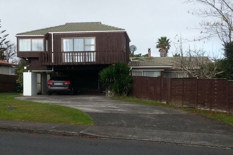Photo of property in 13 Matuhi Rise, Henderson, Auckland, 0612