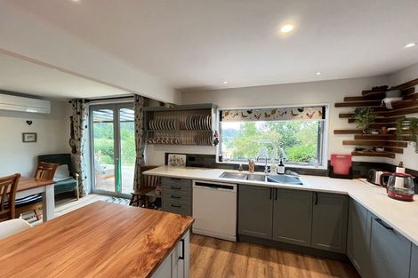 Photo of property in 143 Carlyon Road, Mahana, Upper Moutere, 7173