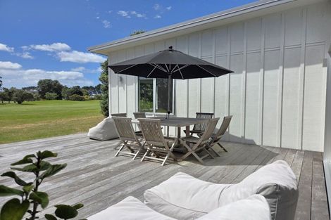 Photo of property in 117 The Fairway, Matarangi, Whitianga, 3592