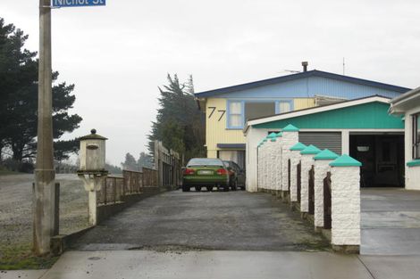 Photo of property in 77 Nichol Street, Heidelberg, Invercargill, 9812
