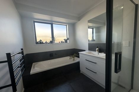 Photo of property in 5 Tupeia Lane, Tikipunga, Whangarei, 0112