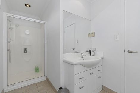 Photo of property in 2h Riro Street, Hamilton East, Hamilton, 3216