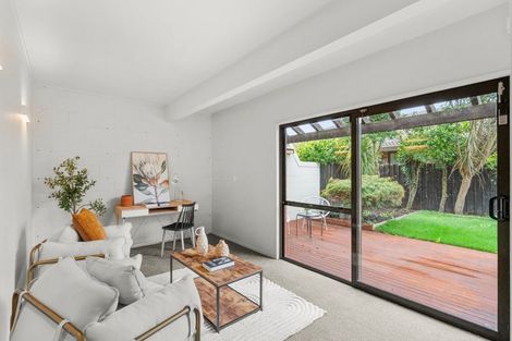 Photo of property in 31 Dovedale Avenue, Ilam, Christchurch, 8041