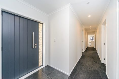 Photo of property in 8 Poplar Grove, Feilding, 4702