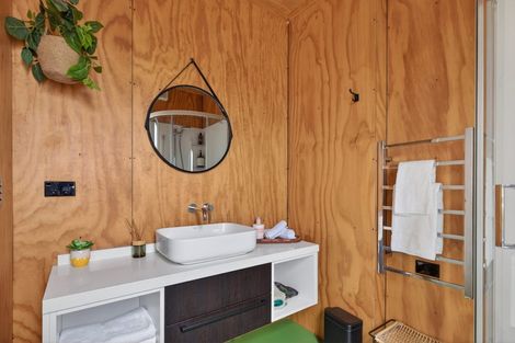 Photo of property in 1535a Teviot Road, Millers Flat, Roxburgh, 9572