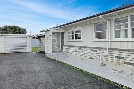 Photo of property in 8d Parsons Street, Saint Johns Hill, Wanganui, 4501