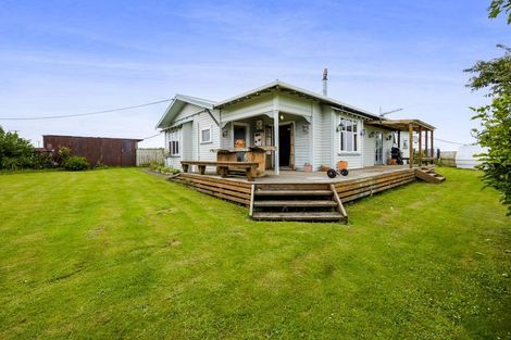 Photo of property in 570 South Road, Hawera, 4672
