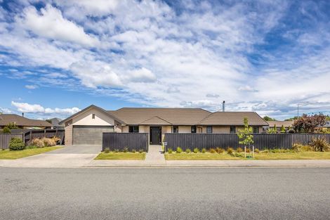 Photo of property in 10 Devlin Avenue, Rangiora, 7400