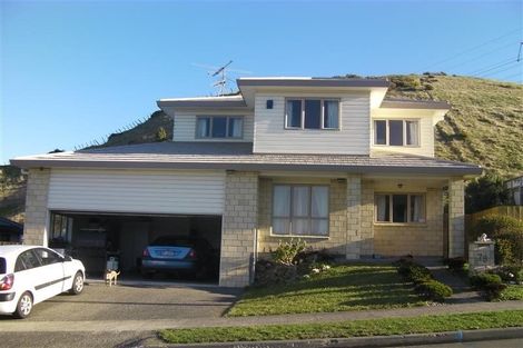 Photo of property in 78 Erlestoke Crescent, Churton Park, Wellington, 6037