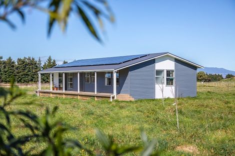 Photo of property in 59 Western Lake Road, Western Lake, Featherston, 5773