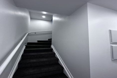 Photo of property in 14 Raupeti Lane, Henderson, Auckland, 0612